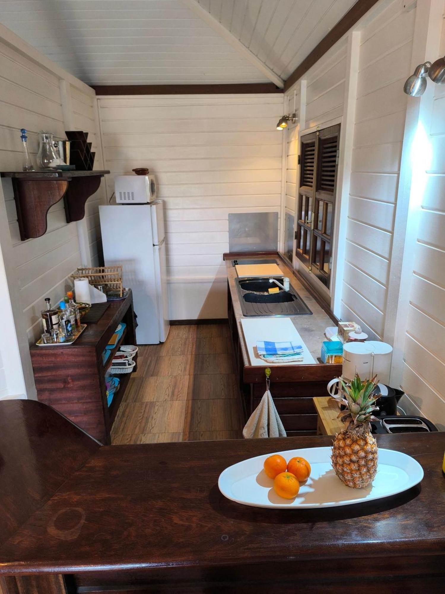 Studio BRAZILIA Bois et Nature, terrasse avec vue sur les Pitons Le Robert Extérieur photo
