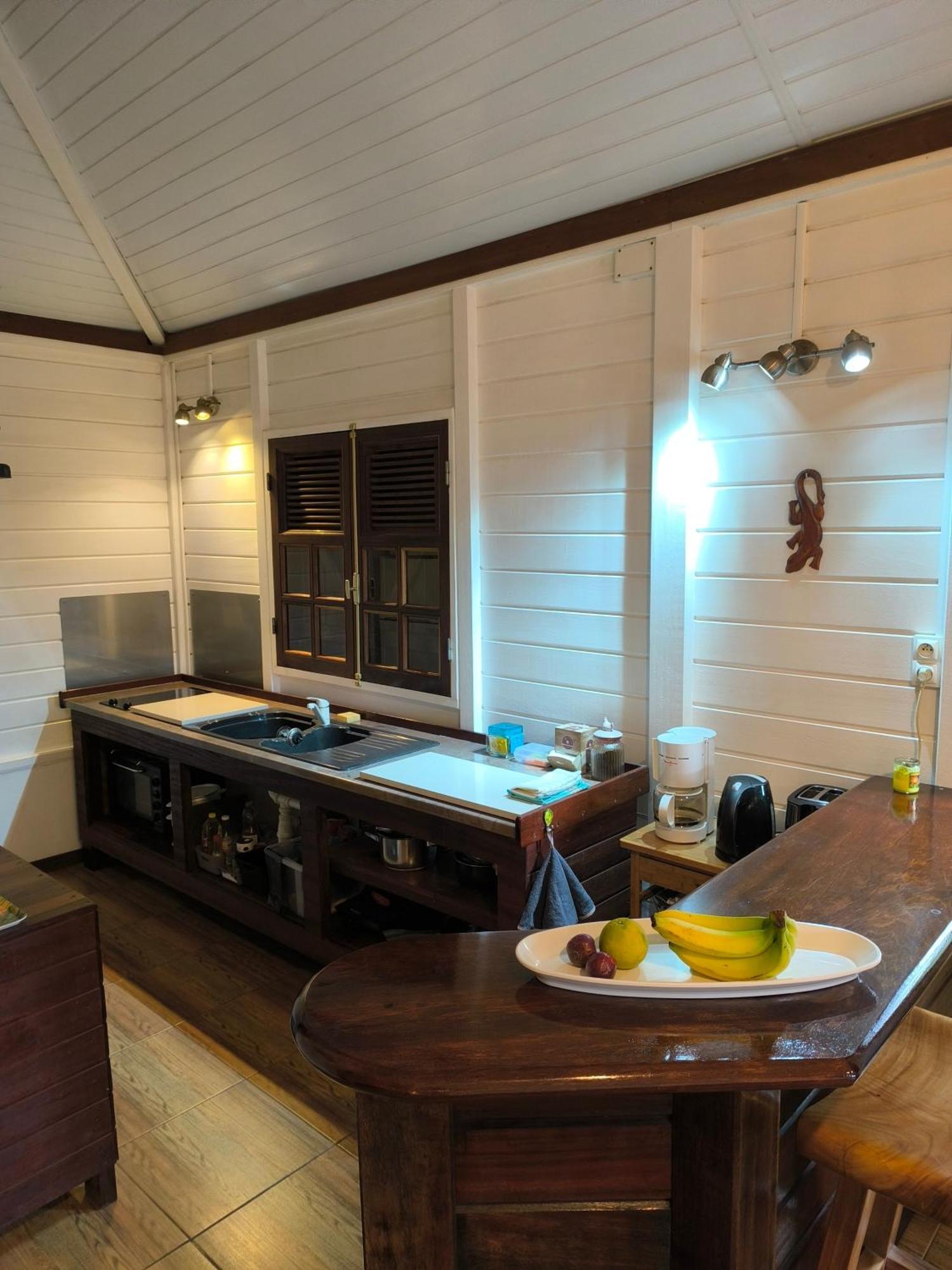 Studio BRAZILIA Bois et Nature, terrasse avec vue sur les Pitons Le Robert Extérieur photo